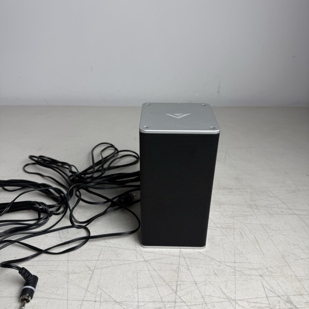 VIZIO Wired Satellite Speakers Black Silver Rectangular with Speaker Wire - Picture 1 of 9